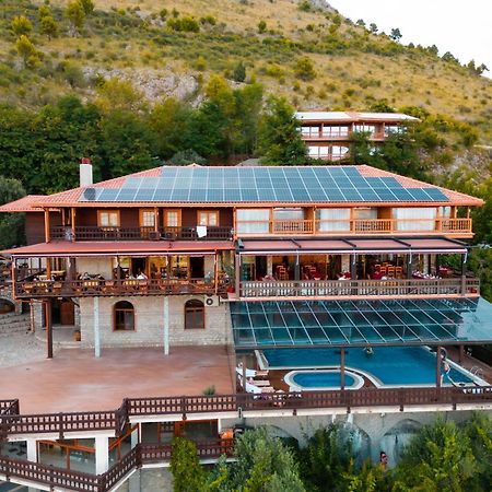 Wooden House Hotel Canaj Ngoại thất bức ảnh